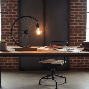 Alternative view of Koło Inspiracji – lampa industrialno-artystyczna